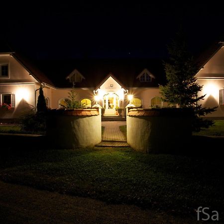 Hotel Zsida Szentgotthárd Esterno foto